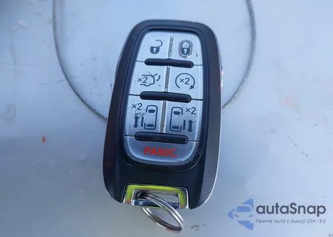 2019 Chrysler Pacifica Touring L z USA, uszkodzony, nr VIN 2C4RC1BG8KR721402